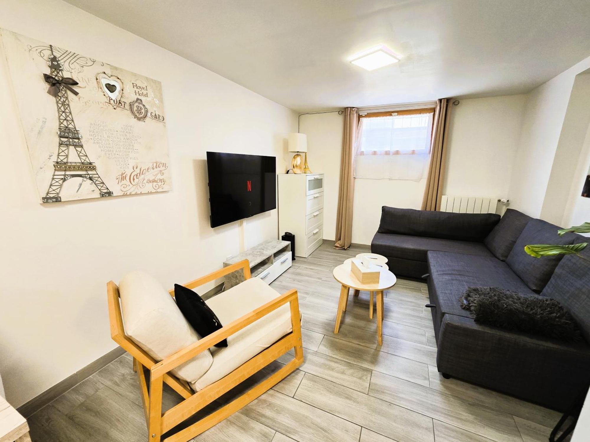 Appartement T2 Confortable - Piscine Et Jacuzzi Pierrelaye Exterior photo
